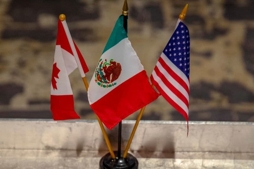 Banco de México alerta por incertidumbre del T-MEC mientras advierte mayor dinamismo en 2026