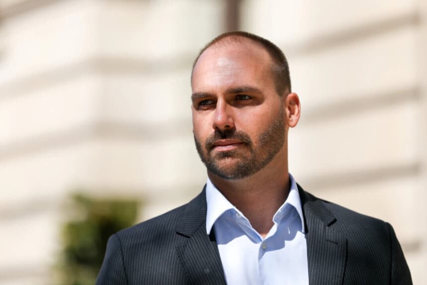 Eduardo Bolsonaro, congresista brasileño e hijo del presidente de Brasil, Jair Bolsonaro, durante una entrevista en Washington el 16 de marzo de 2019. Charlotte Cuthbertson/The Epoch Times