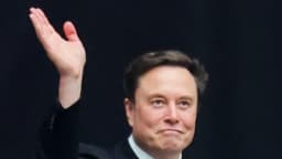 Musk es la primera persona en alcanzar una fortuna de USD 500 mil millones: Forbes