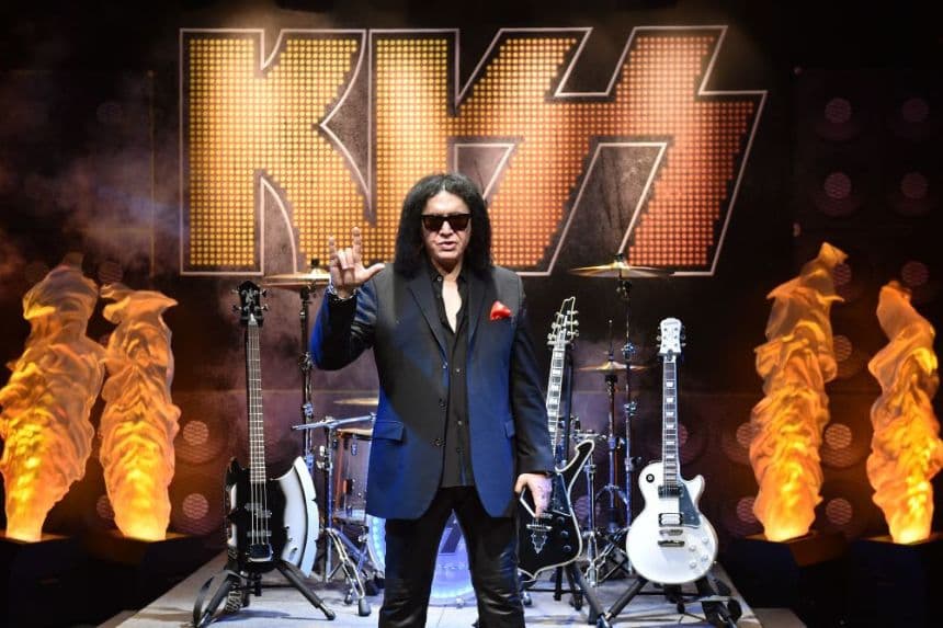 El músico Gene Simmons, de KISS, posa en una sesión fotográfica . (Foto de KAZUHIRO NOGI/AFP a través de Getty Images)