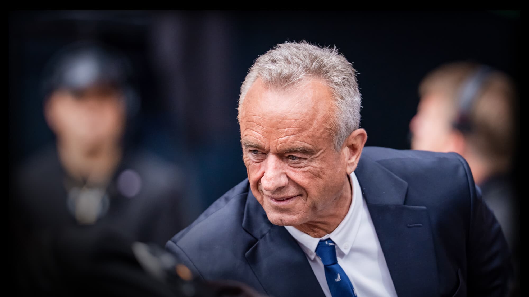 El secretario de Salud, Robert F. Kennedy Jr., en un evento en el estadio State Farm de Glendale, Arizona, el 21 de septiembre de 2025. (Madalina Kilroy/The Epoch Times)