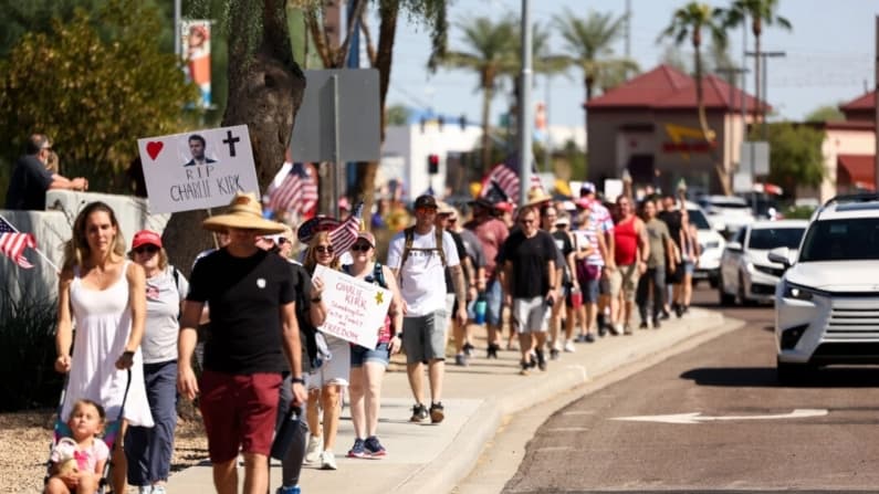 Estudiante conservador ve una oportunidad de sanación en el legado de Charlie Kirk