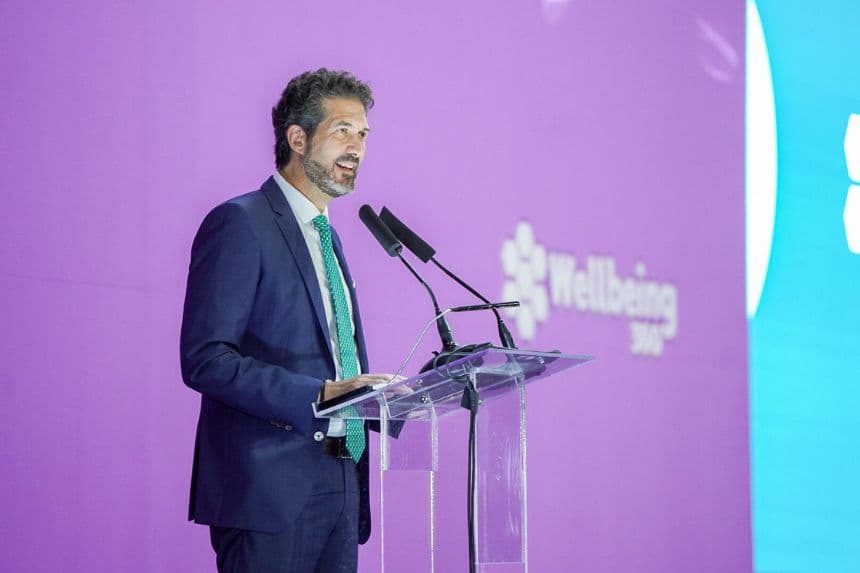 El rector de Tecmilenio Bruno Zepeda. (Cortesía de Wellbeing 360)