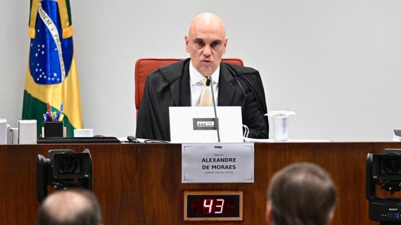 Brasil reabre investigación contra expresidente Jair Bolsonaro por presunta injerencia en la Policía
