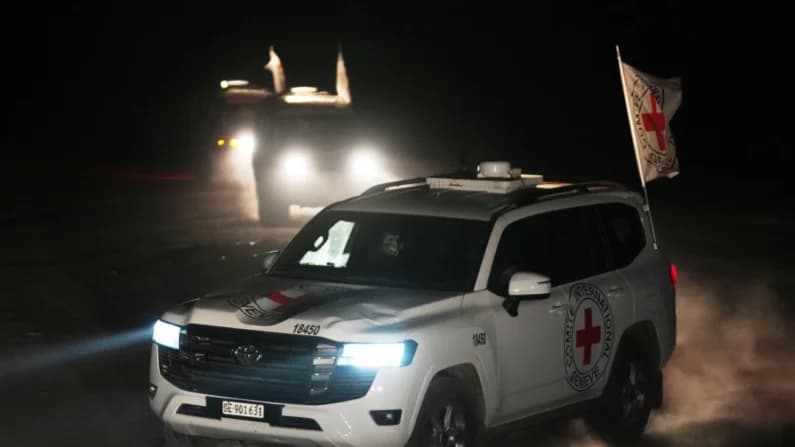 Israel dice que recibió los restos mortales de tres rehenes de Gaza