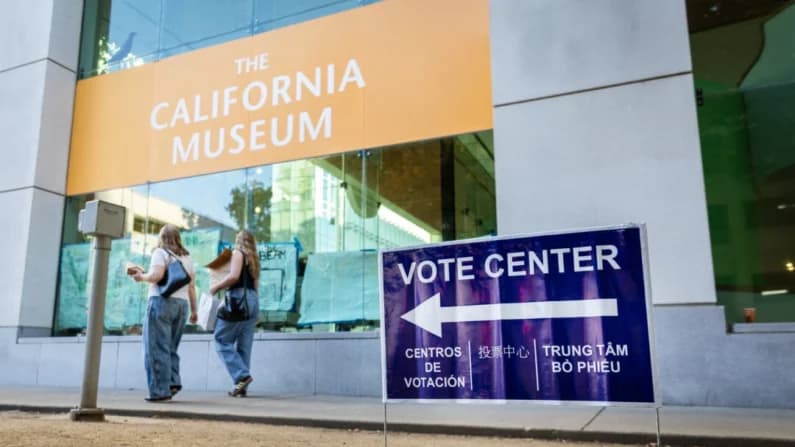 Votantes de California decidirán el destino de una propuesta histórica de redistritación electoral