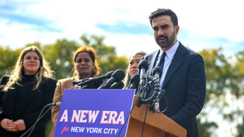 Mamdani el nuevo alcalde electo de NY, nombra equipo de transición integrado solo por mujeres