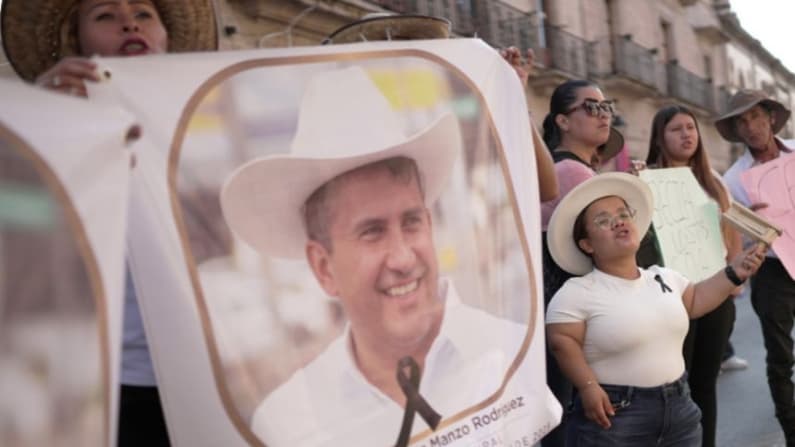 Fiscalía identifica al asesino material del alcalde de Uruapan, Carlos Manzo