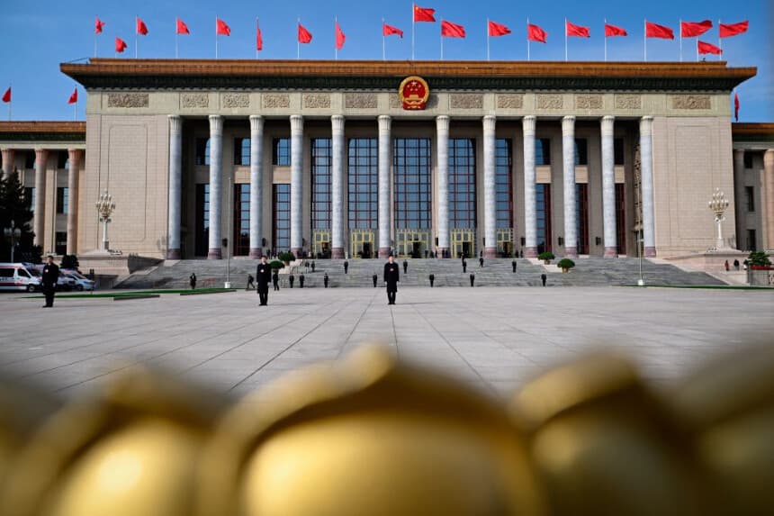 Xi destaca el aniversario de un funcionario chino prodemocrático en medio de las fricciones internas