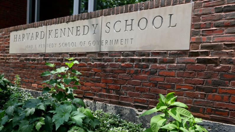 Instituciones de educación superior en occidente no deben ceder a la presión de Beijing