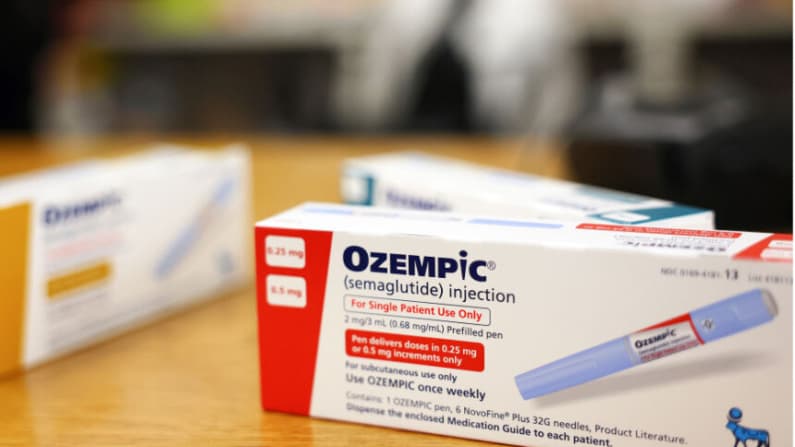 Medicare recorta los precios de 15 medicamentos recetados de alto costo