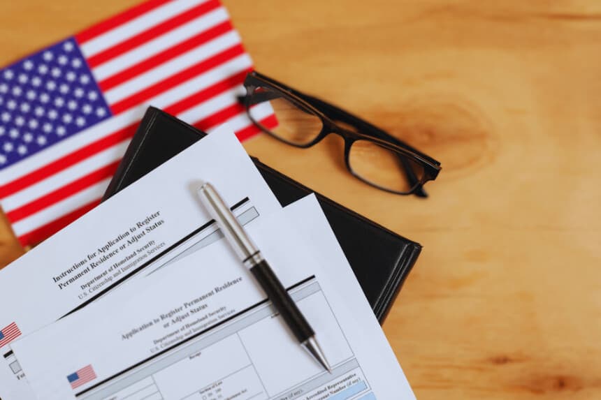 Formulario aplicación Visa 1B (Imagen de freepik)
