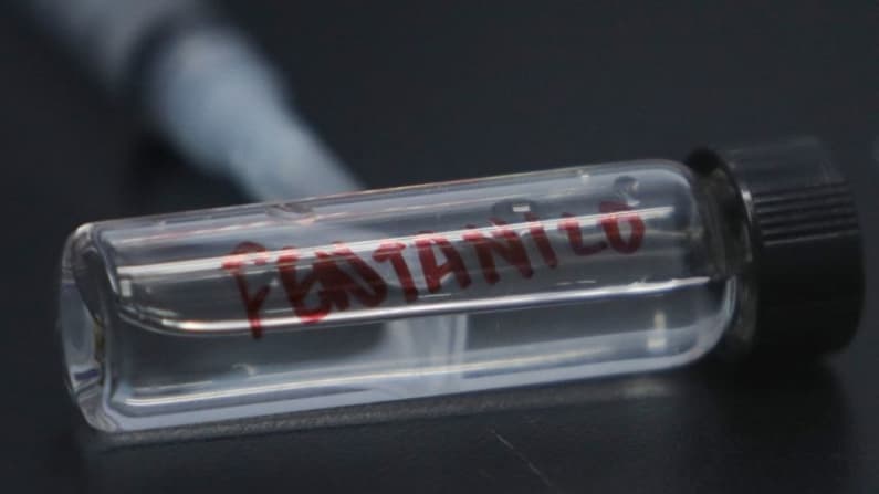 Cárteles mexicanos diversifican sus actividades por presión global de la DEA contra el fentanilo