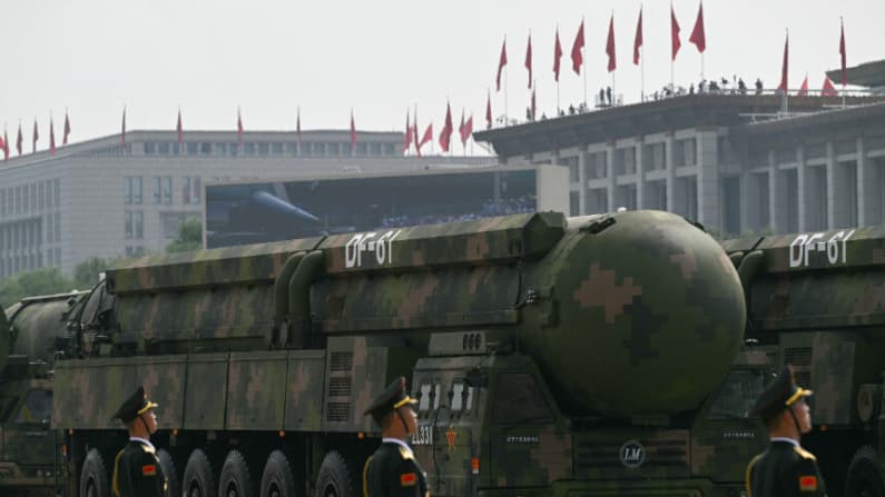 La retórica agresiva de China contra Japón no se alinea con su verdadera fuerza militar