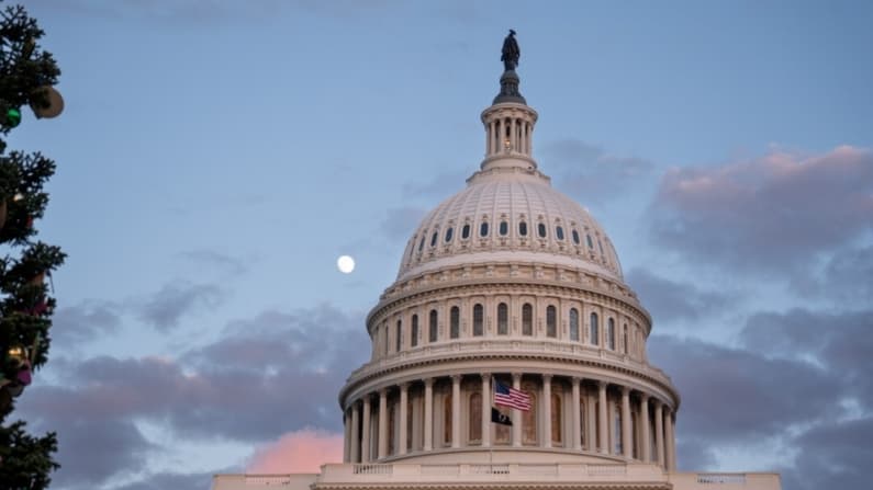 La Cámara de EE. UU. aprueba ley sanitaria del GOP sin prórroga a las subvenciones del Obamacare