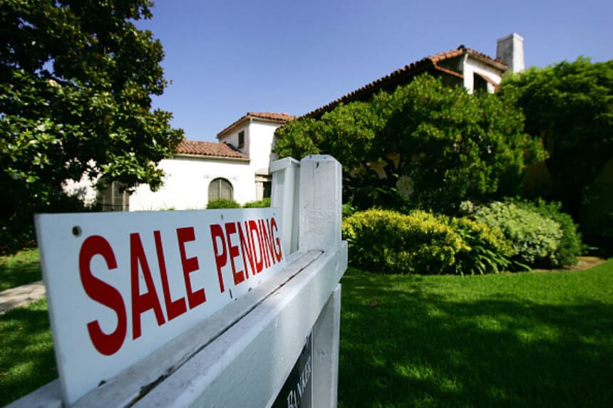 Trump promete reducir los precios de la vivienda con planes inmobiliarios "agresivos"