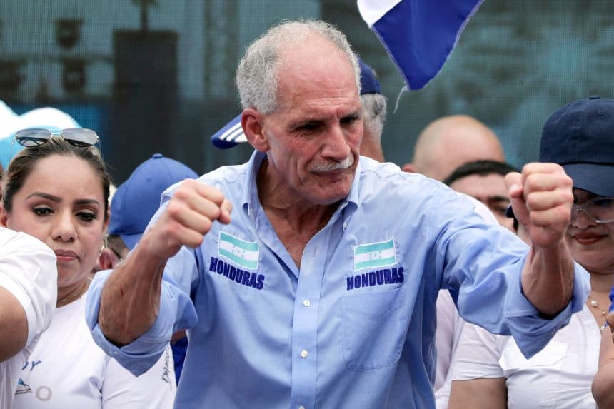Asfura, candidato apoyado por Trump continúa liderando las elecciones de Honduras