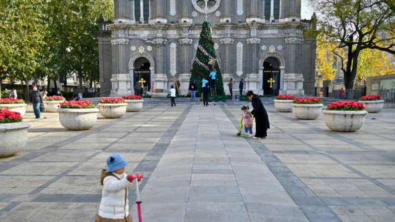 Cómo persigue el PCCh a los cristianos que celebran la Navidad en China