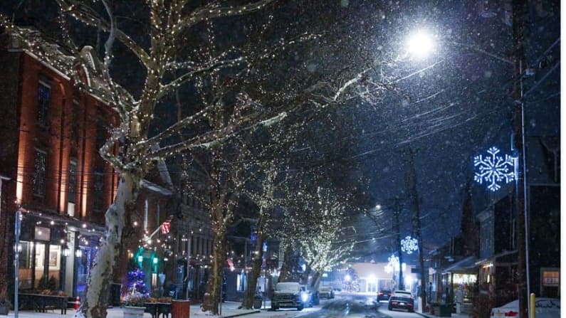 Tormenta invernal amenaza con ventiscas y hielo en EE. UU. dificultando los viajes durante los días feriados