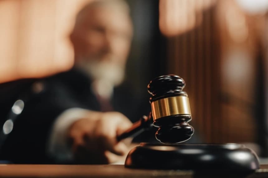 Empresa de Nueva York no podrá vender fajas compresivas para el pecho a niñas en Texas