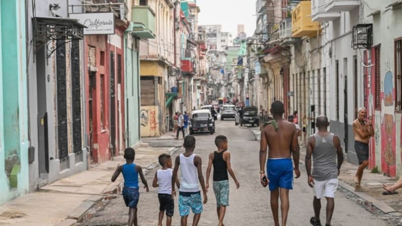 EE. UU. dice que no consultó a Cuba para enviar ayuda humanitaria a la isla