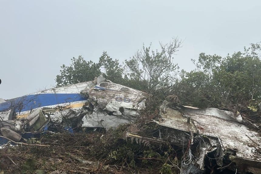 Encuentran accidentado y sin sobrevivientes el avión desaparecido en Colombia con 15 personas