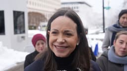 Líder de la oposición María Corina Machado afirma que regresará a Venezuela en las próximas semanas