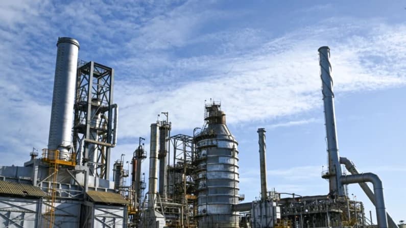 Venezuela aprueba reformar Ley Petrolera para reducir el control estatal y atraer inversión privada