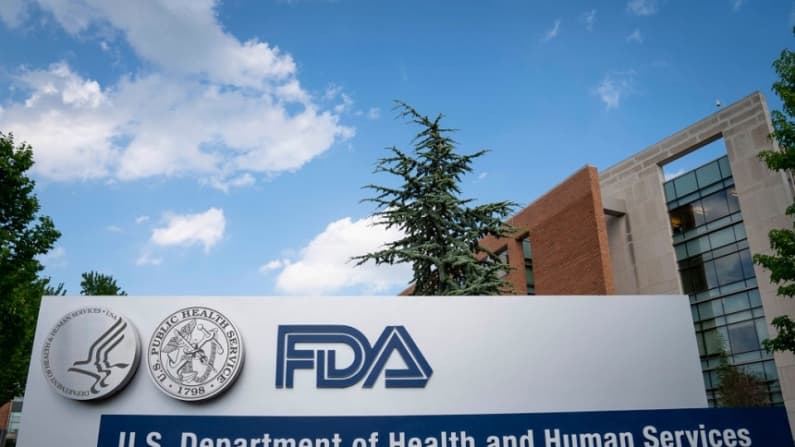 Agencia reguladora de fármacos de EE. UU. rechaza solicitud de Moderna para vacuna contra gripe de ARNm