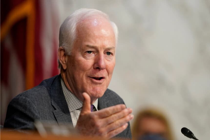 Sen. John Cornyn habla en el Capitolio el 14 de octubre de 2020. (Susan Walsh-Pool/Getty Images)