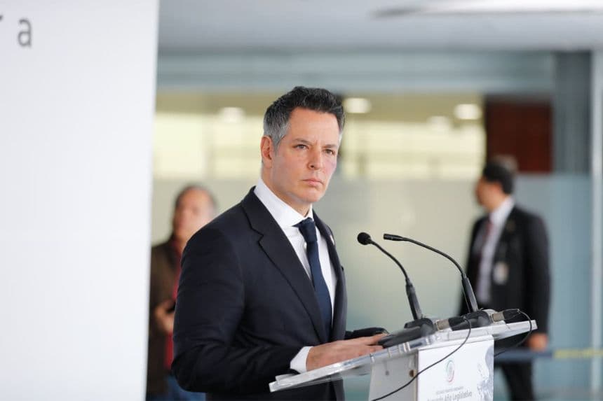 T-MEC blindará comercio ante prácticas de trabajo esclavo, afirma senador mexicano