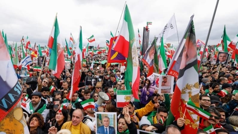 El ejército estadounidense puede traer la paz a Irán