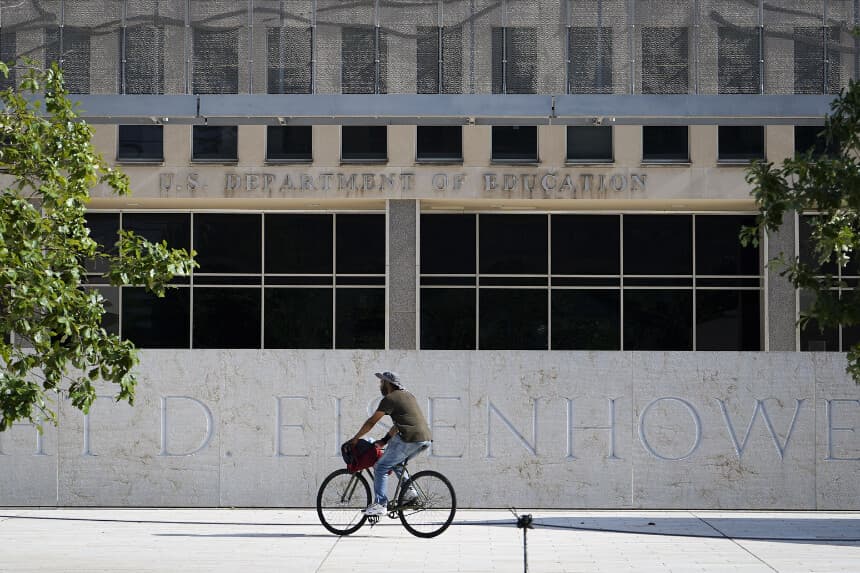 Edificio del Departamento de Educación de Estados Unidos en Washington, el 6 de julio de 2023. (Madalina Vasiliu/The Epoch Times)