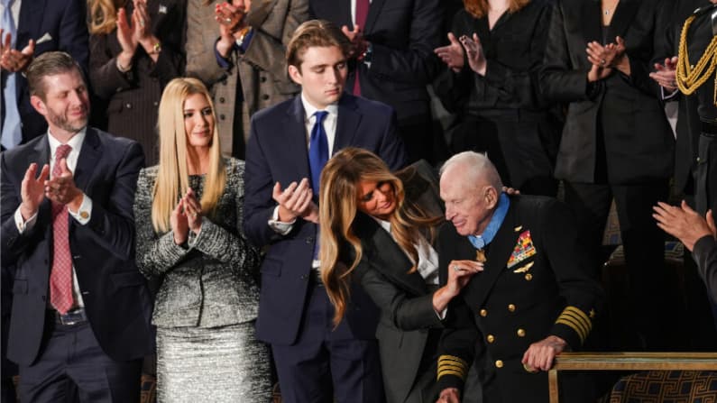 10 momentos memorables del discurso sobre el estado de la Unión de Trump