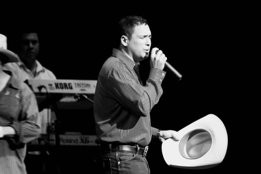 De la música al Congreso de EE. UU.: Bobby Pulido gana las primarias y competirá por el distrito 15 de Texas