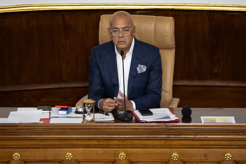 Congreso venezolano pospone segunda discusión de ley para acelerar trámites