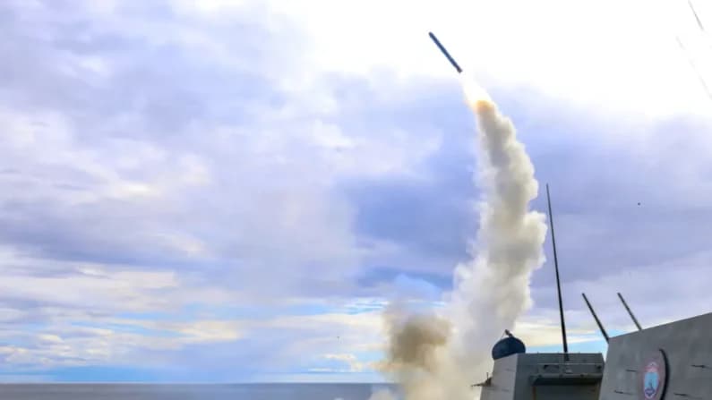 Fallos en el campo de batalla y purgas presionan a la industria de defensa de China