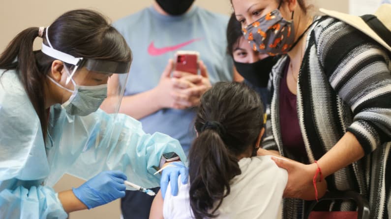 Proyecto de ley en California propone restablecer prestaciones sanitarias a inmigrantes ilegales
