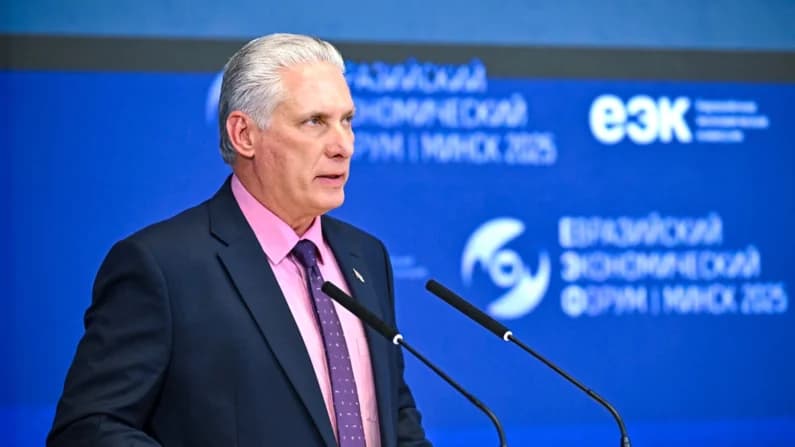Cuba dice no negociará el mandato del presidente y el sistema político en conversaciones con EE. UU.