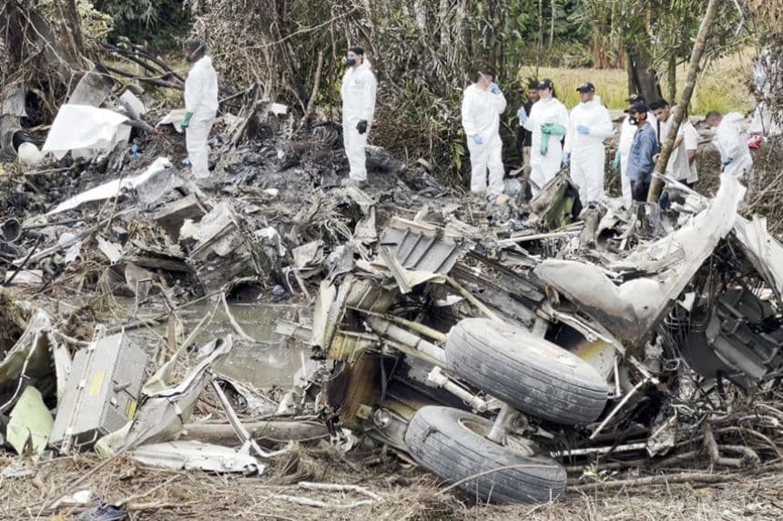 Accidente de avión militar en Colombia deja 69 muertos tras concluir las labores de rescate