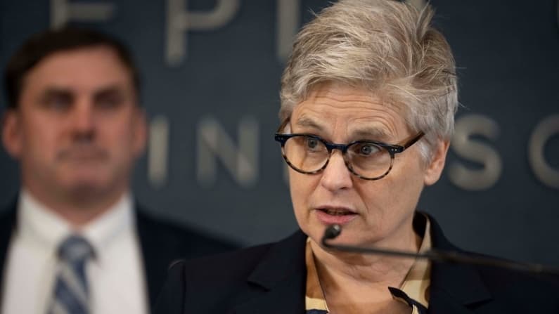 Minnesota demanda a agencias gubernamentales para exigir acceso a evidencia de disparos a manifestantes