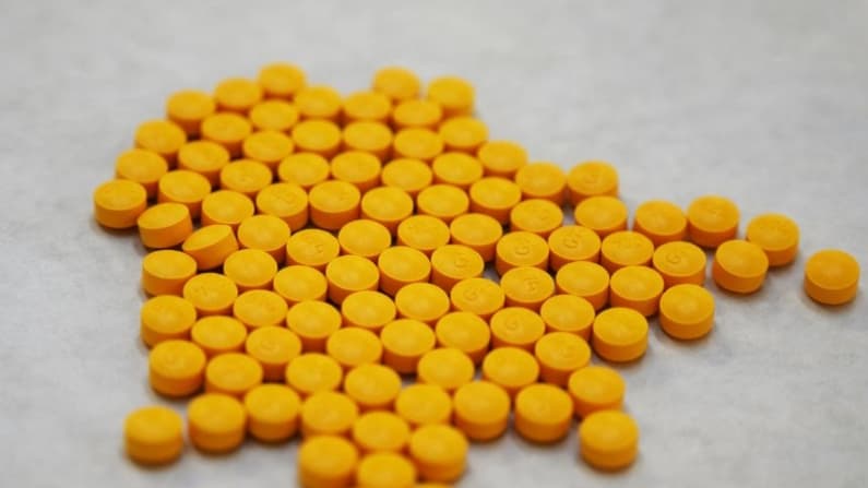Procesan a 3 detenidos con miles de pastillas de fentanilo en Colima