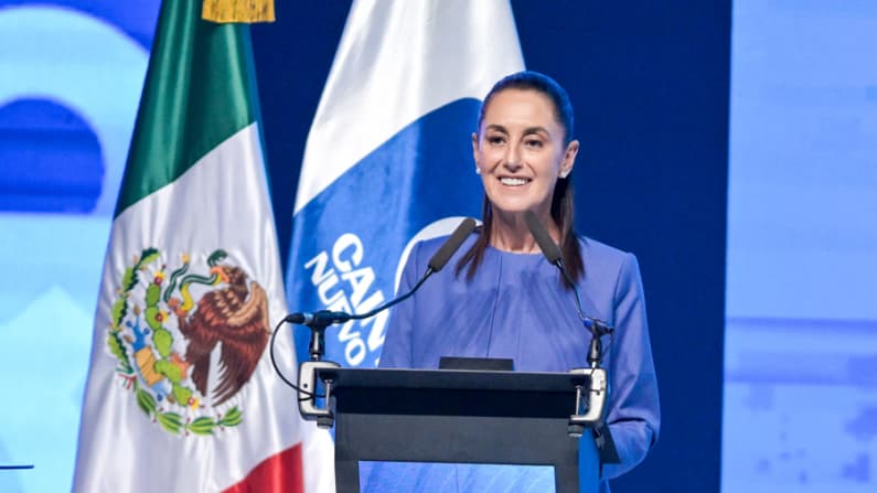 Sheinbaum asegura que EE. UU. tiene una "buena actitud" frente a la renegociación del T-MEC
