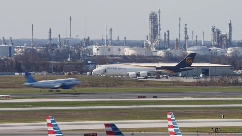Agente Secreto asignado a Jill Biden se dispara accidentalmente en aeropuerto de Filadelfia