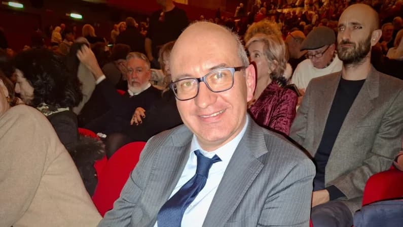 Director jurídico del gobierno elogia en Roma a Shen Yun como una experiencia cultural "espectacular"
