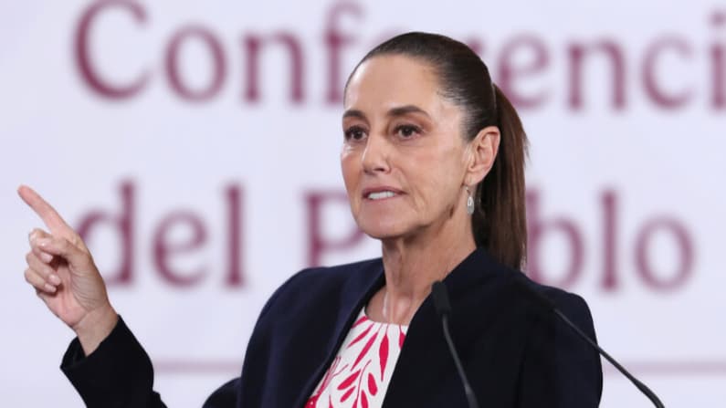 México descarta retomar relación con Perú pese a cambio de presidente