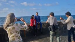 Congresista de EE. UU. reprueba visita de dos demócratas a Cuba señalándolos de apoyar a las dictaduras
