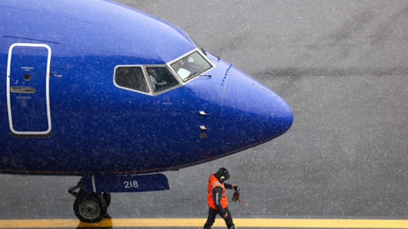 Southwest Airlines limita a los pasajeros a un solo cargador portátil en los vuelos