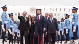 Delegaciones de EE. UU. e Irán llegan a Pakistán para mantener conversaciones en medio de una frágil tregua