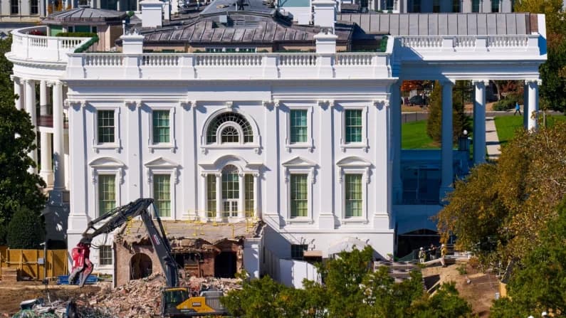 Corte de Apelaciones permite que continúe la obra del salón de baile de la Casa Blanca por ahora